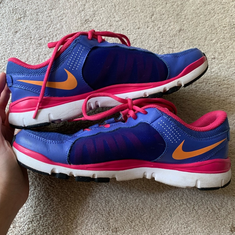 Nike Flex TR2 Athletic Shoes